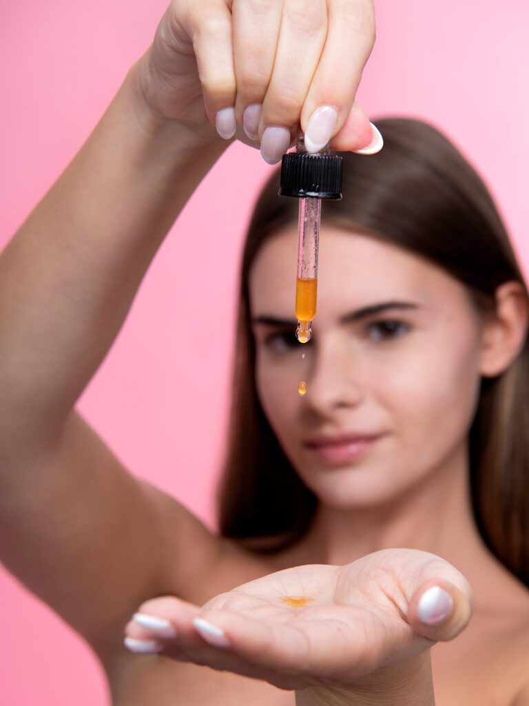 UNCONVENTIONAL COSMETICS MODELLA 2023 — foto 10