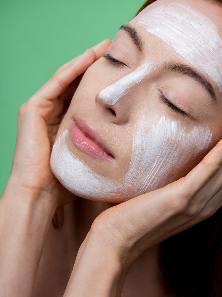 UNCONVENTIONAL COSMETICS MODELLA 2023 — foto 46