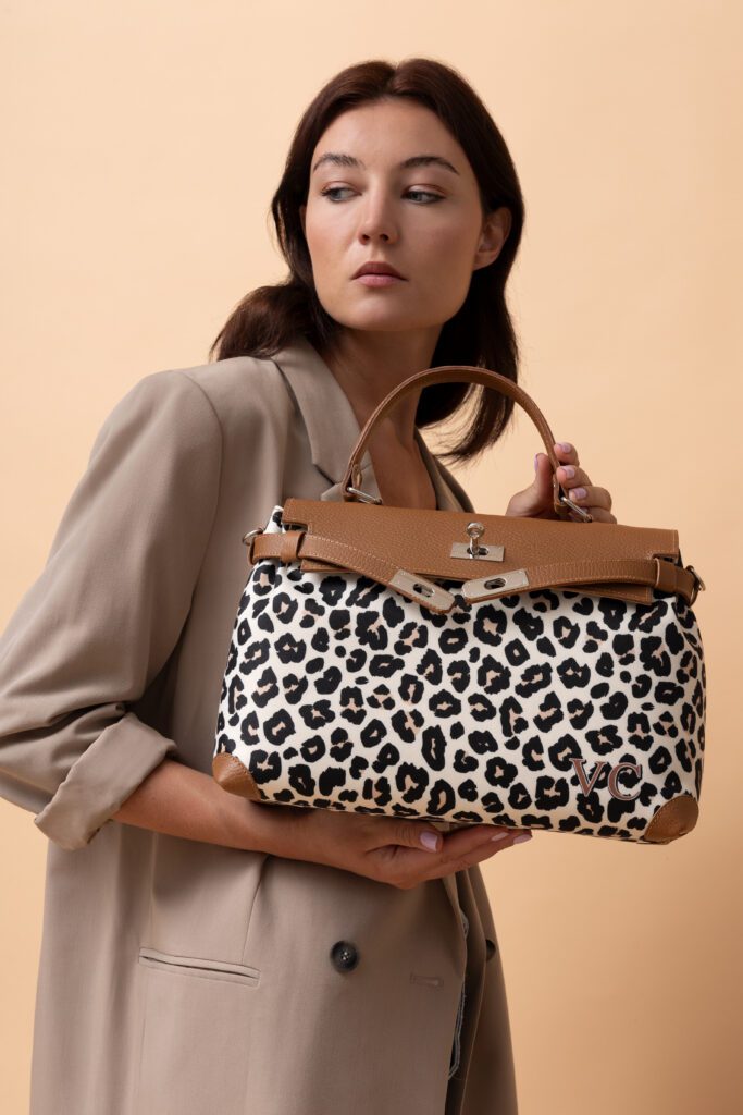 BE YOUR BAG INDOSSATO 2023 — foto 16
