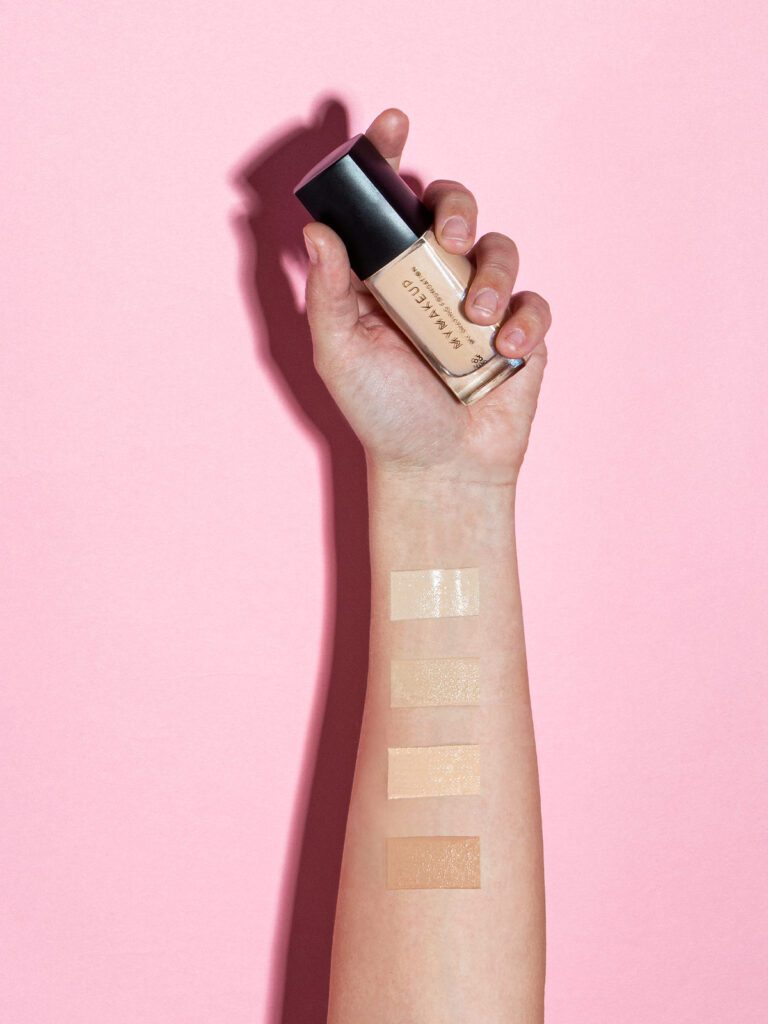 UNCONVENTIONAL COSMETICS MODELLA 2023 — foto 12