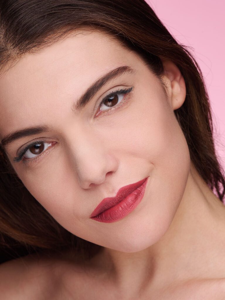 UNCONVENTIONAL COSMETICS MODELLA 2023 — foto 20