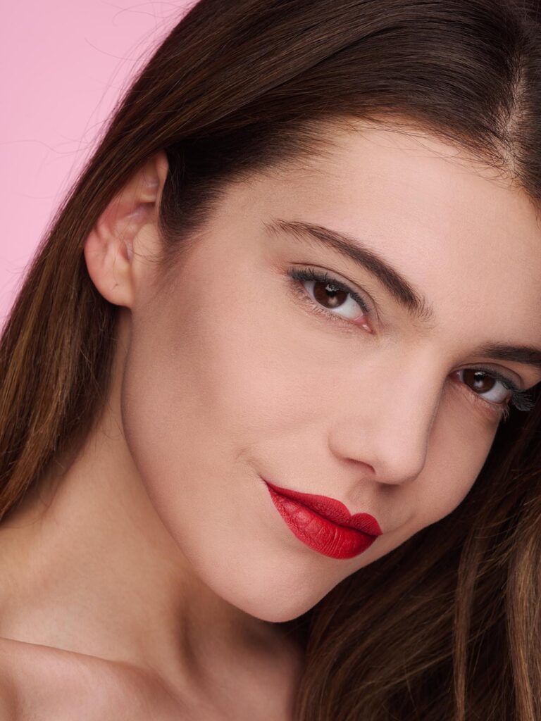 UNCONVENTIONAL COSMETICS MODELLA 2023 — foto 21