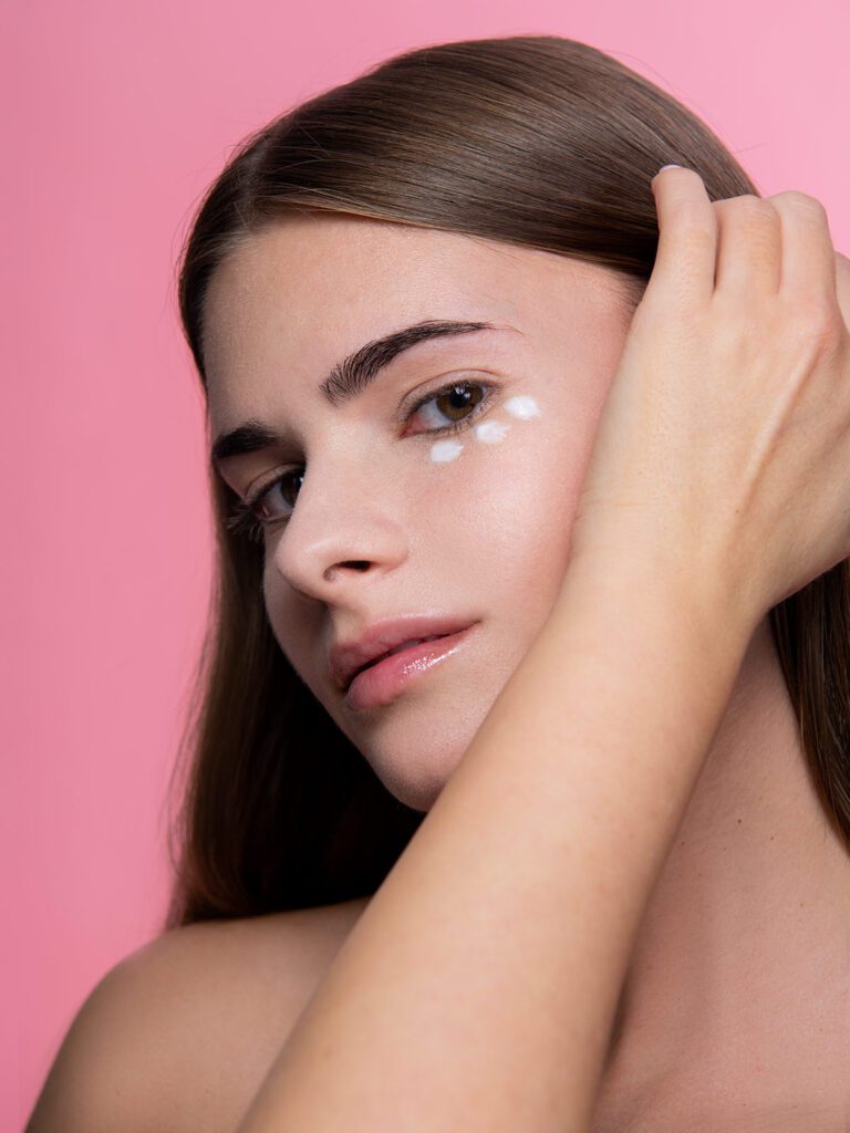 UNCONVENTIONAL COSMETICS MODELLA 2023 — foto 31