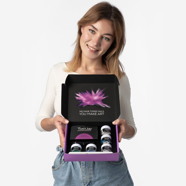 TORRID NAILS CON MODELLA 2023 — foto 17