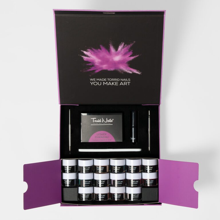 TORRID NAILS CON MODELLA 2023 — foto 10