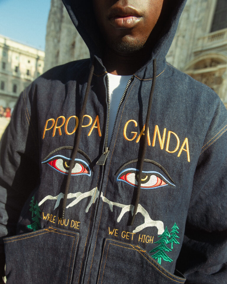 PROPAGANDA INDOSSATO EMOZIONALE 2025 — foto 9